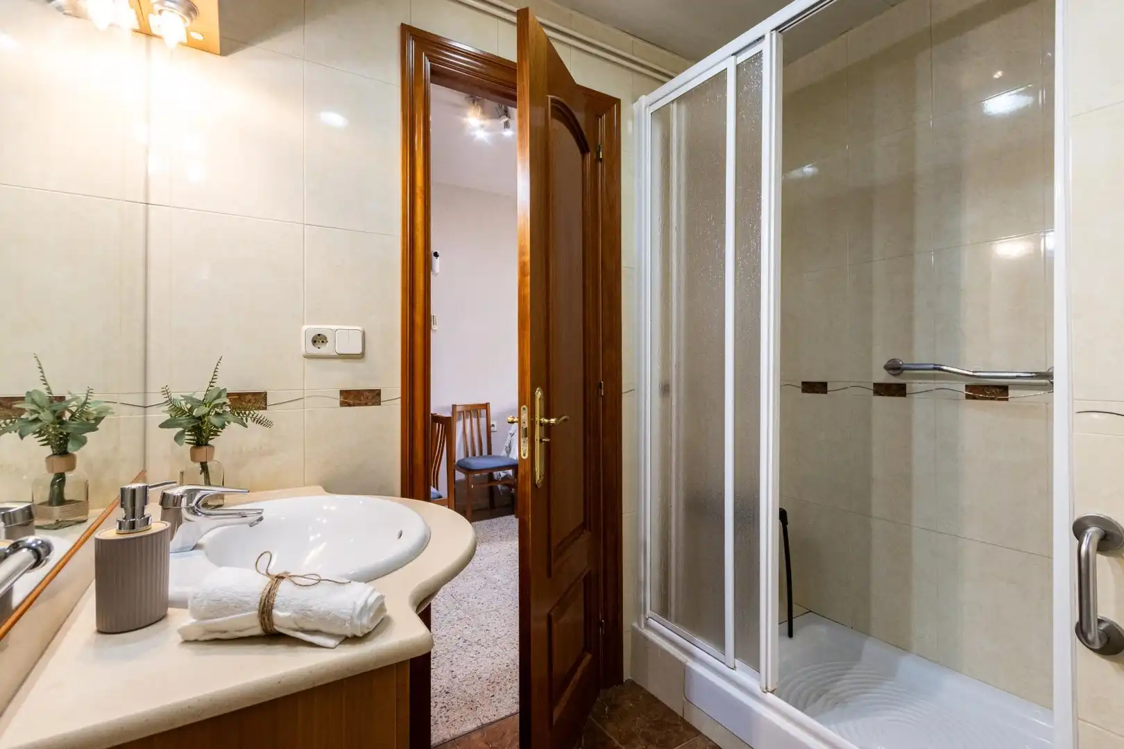 Baño de Piso en venta en Sabadell con Aire acondicionado, Calefacción y Terraza