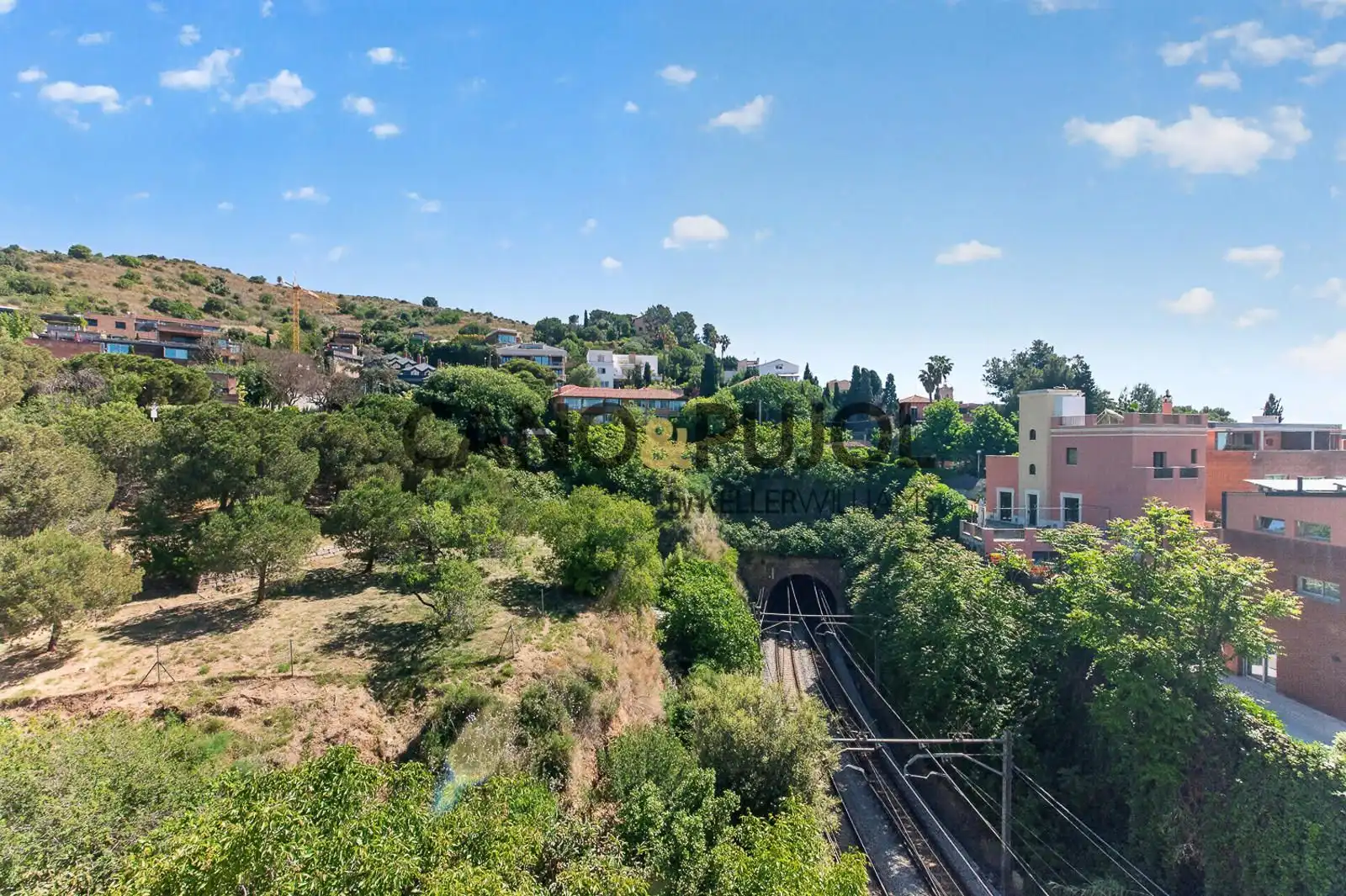 Vista exterior de Piso en venta en Barcelona con Calefacción