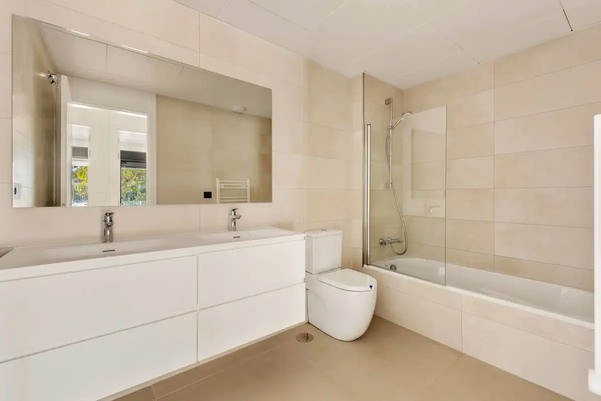 Apartament amb piscina en venda a Estepona Pueblo, imagen 8