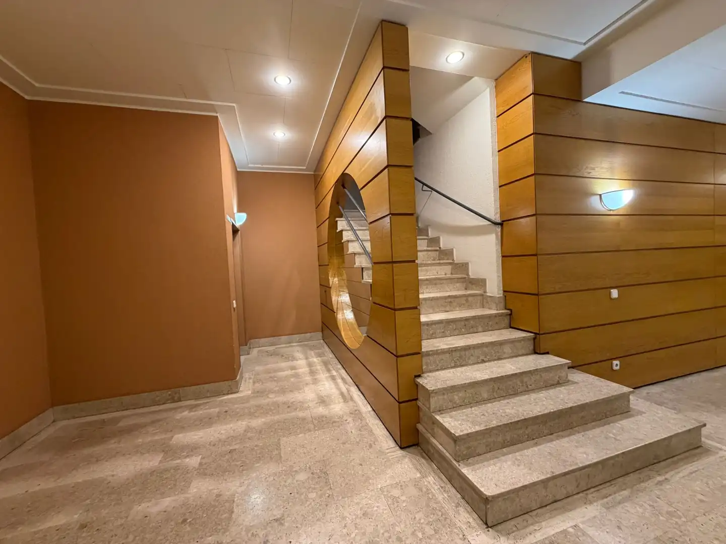 Piso en venta en Girona con Aire acondicionado, Calefacción y Terraza