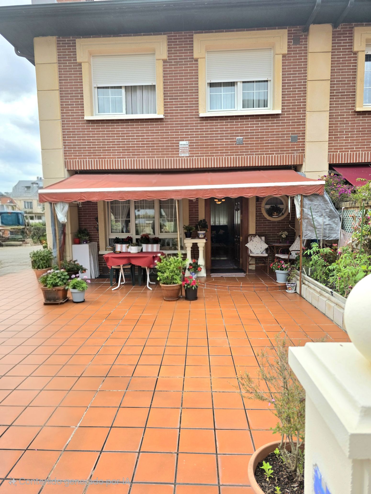 Terrassa de Casa adosada en venda en Castro-Urdiales amb Calefacció, Jardí privat i Parquet