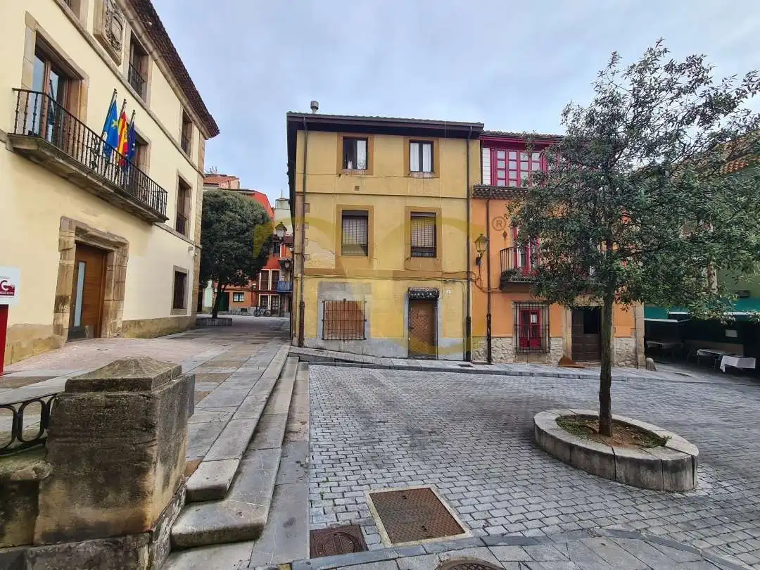Vista exterior de Edificio en venta en Gijón 