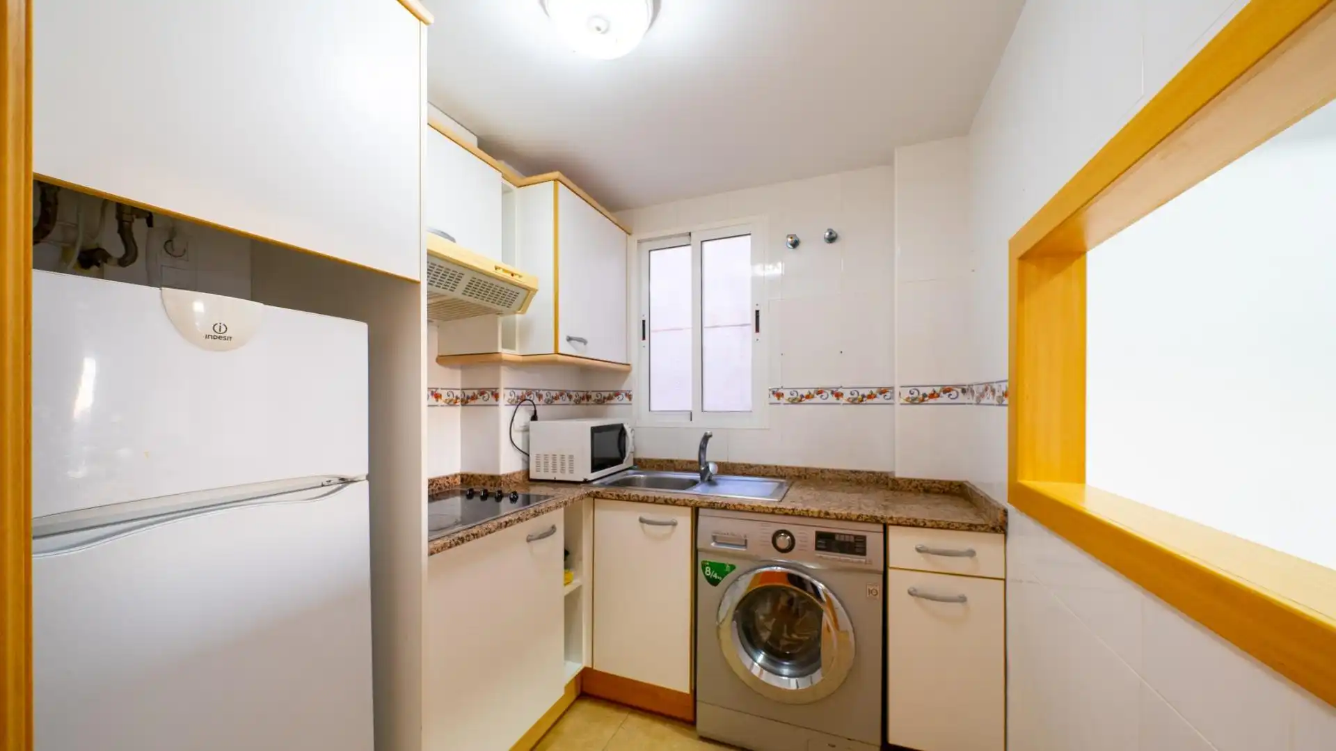Apartments for rent in Carrer d'Oriola, Pueblo Acantilado - Lanuza