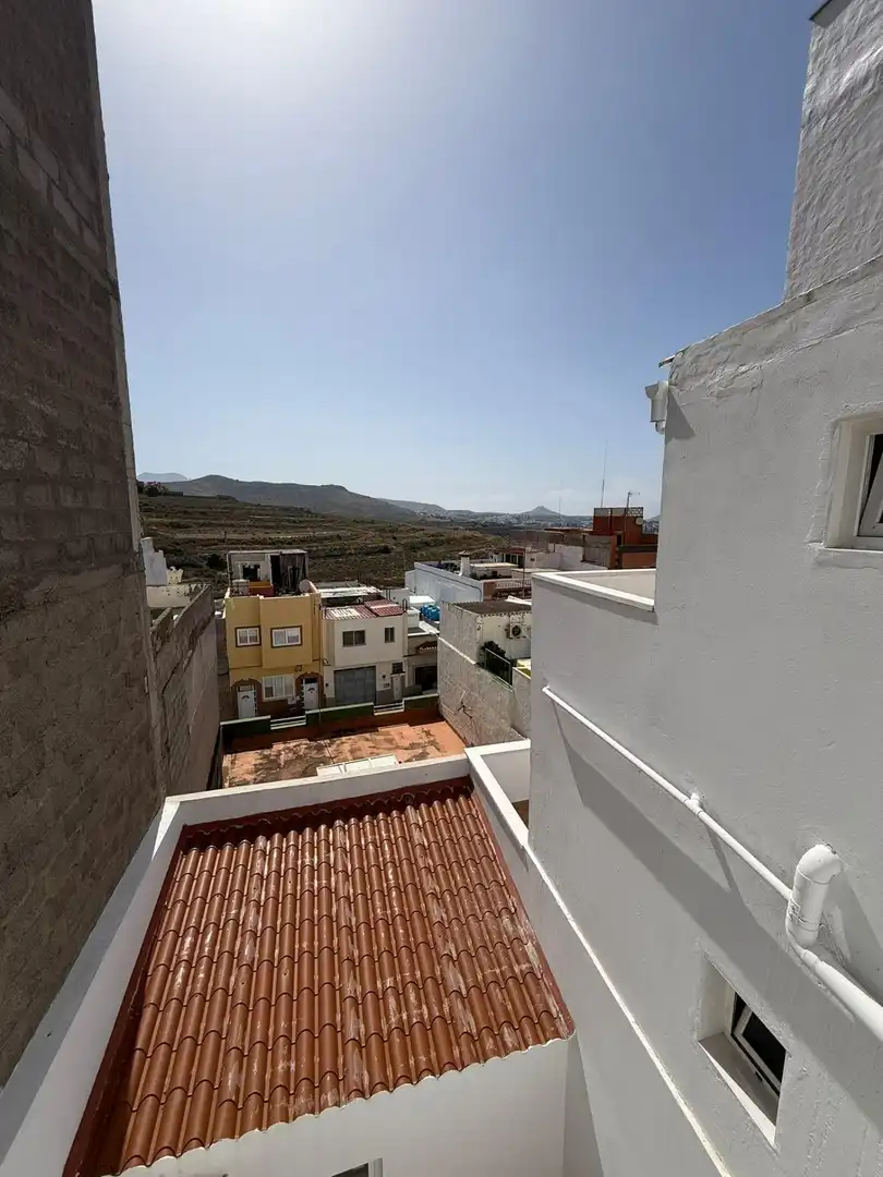 Vista exterior de Piso de alquiler en Las Palmas de Gran Canaria con Parquet