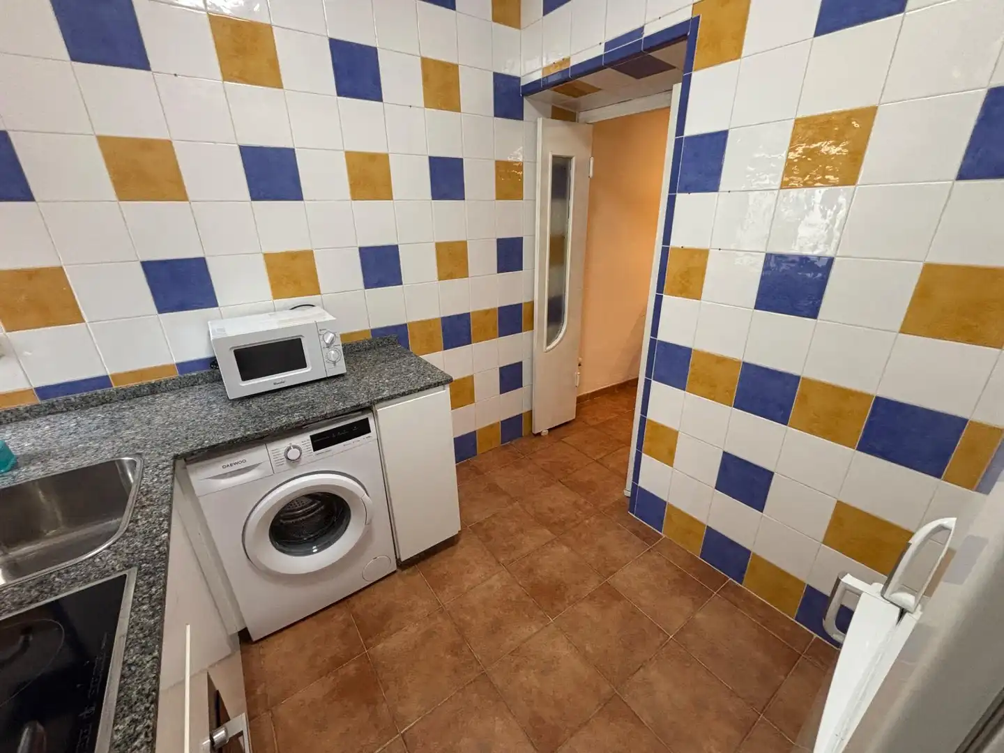 Cocina de Estudio de alquiler en Córdoba con Aire acondicionado y Amueblado
