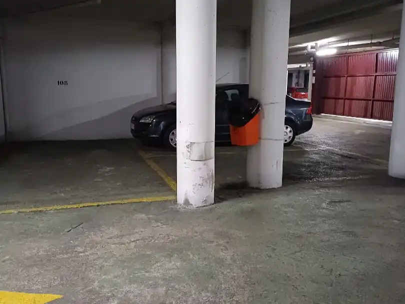 Parking de Garaje de alquiler en Zaragoza