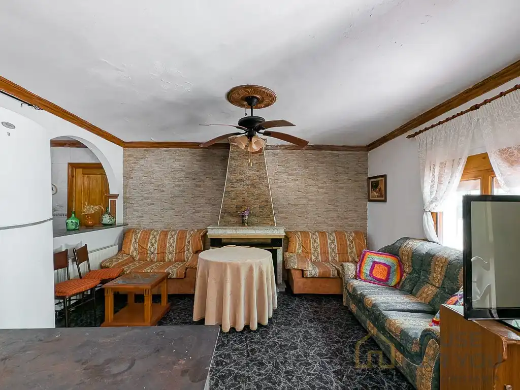 Sala d'estar de Finca rústica en venda en Castril