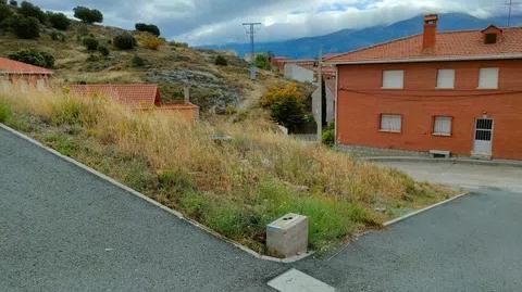 Foto 2 de Residencial en venta en Calle el Madroño, 20, Burgohondo, Ávila