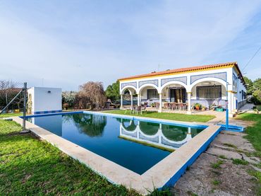 Villa con piscina in vendita a PQ NACIONAL SIERRA NEVADA
