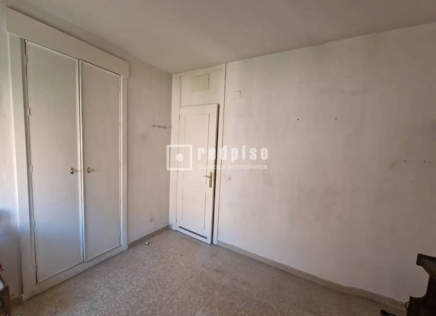 Habitación de Piso en venta en Madrid con Calefacción, Terraza y Trastero