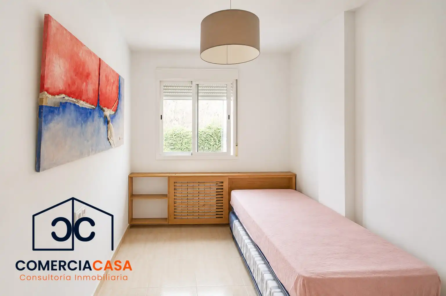 Casa o chalet en venta en Jun con Calefacción, Trastero y Piscina