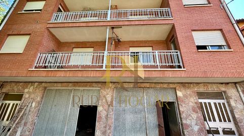 VEGA DE CABALLEROS: EDIFICIO DE TRES PLANTAS CON COCHERA!!, imatge 2