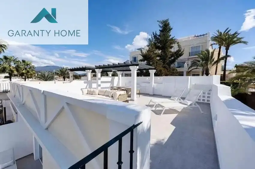Terraza de Ático en venta en Marbella con Aire acondicionado, Terraza y Piscina comunitaria