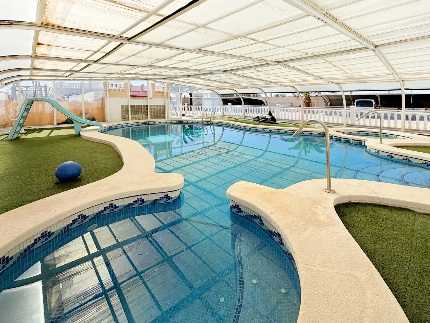 Xalet amb piscina en venda a campet