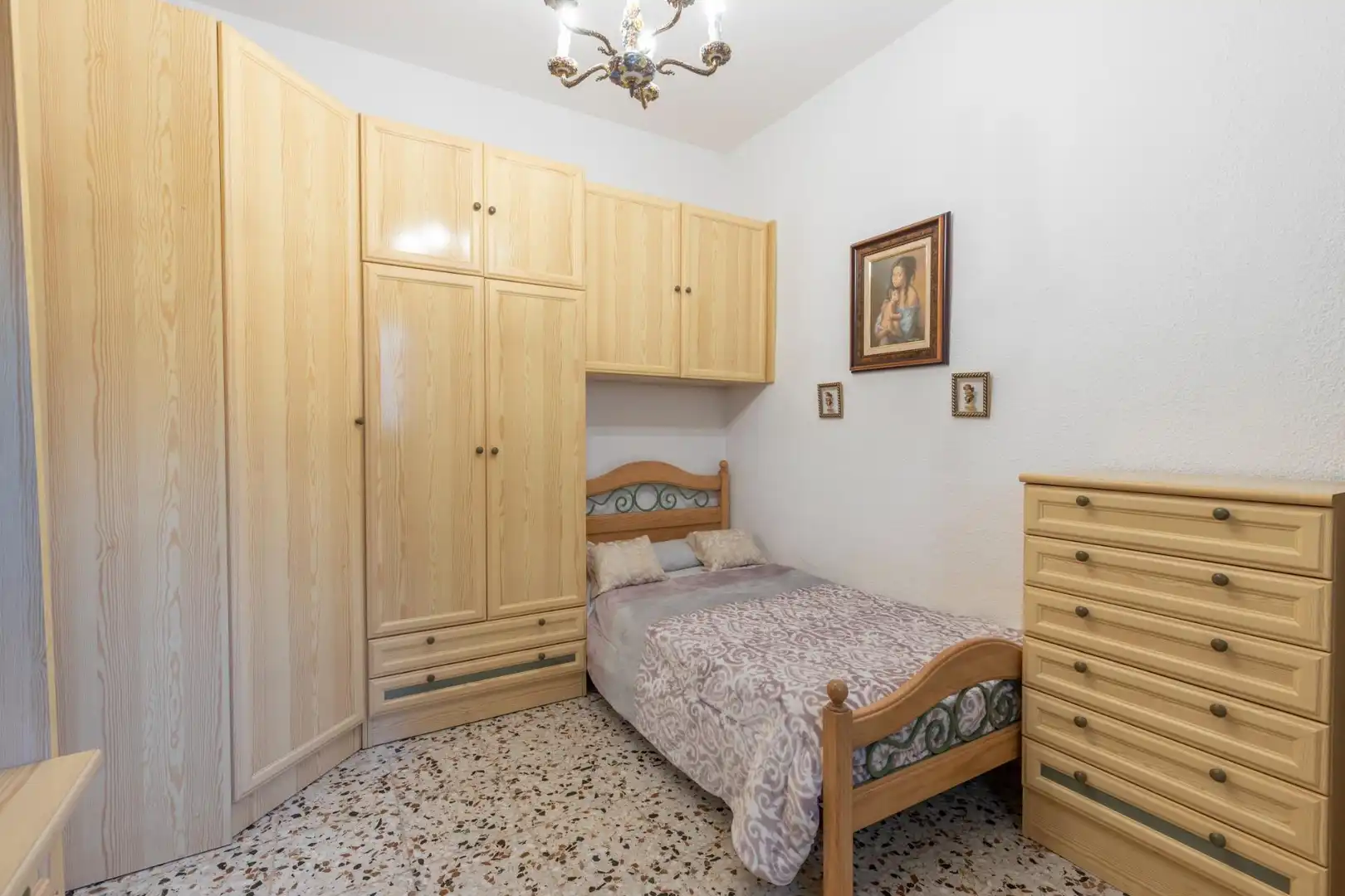 Dormitori de Pis en venda en Granada amb Aire condicionat, Calefacció i Traster