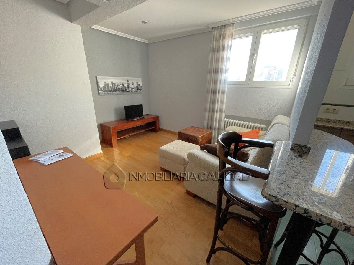 Exterior view of Flat to rent in Burgos Capital  with Heating and Furnished