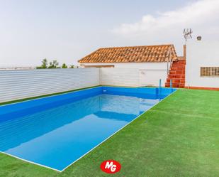 Swimming pool of House or chalet for sale in  Almería Capital  with Private garden and Swimming Pool