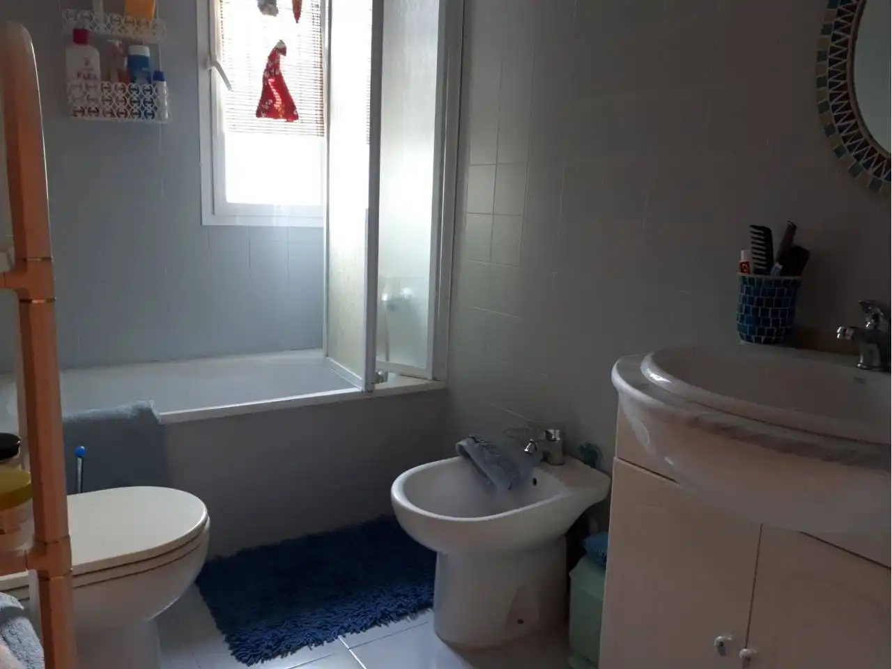 Bathroom of Houses for rent in Mengíbar  with Air Conditioner, Heating and Furnished