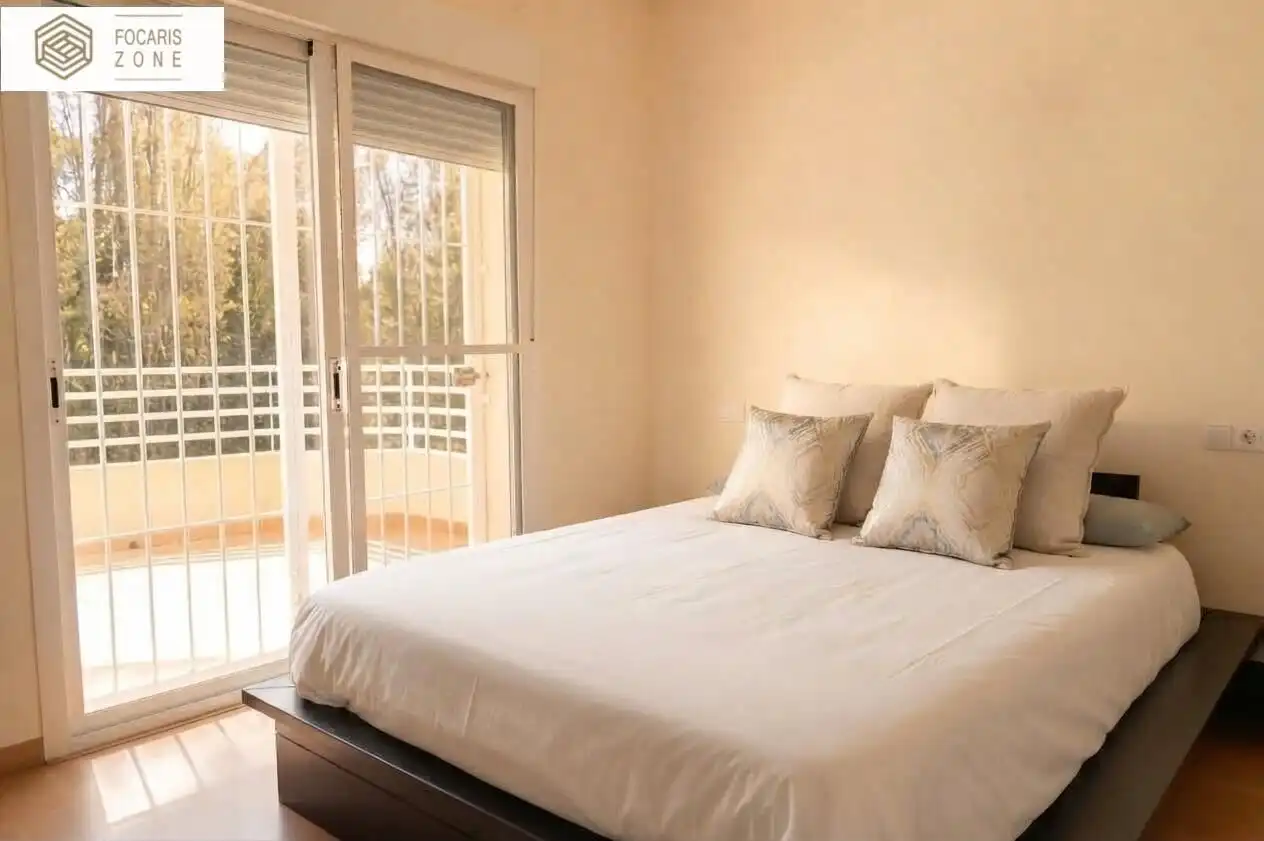 Chalet con terraza en venta en MANUEL BARBADILLO, imagen 4