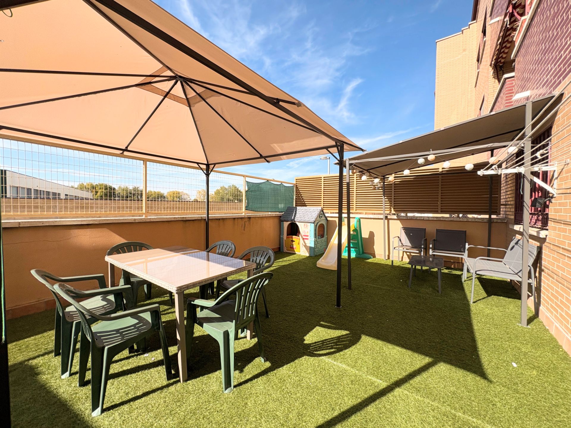 Terrace of Flat for sale in Cistérniga  with Air Conditioner, Heating and Private garden