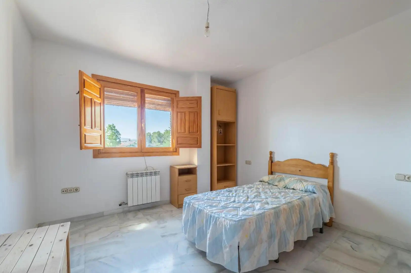 Dormitori de Casa o xalet en venda en Las Gabias amb Calefacció, Jardí privat i Terrassa