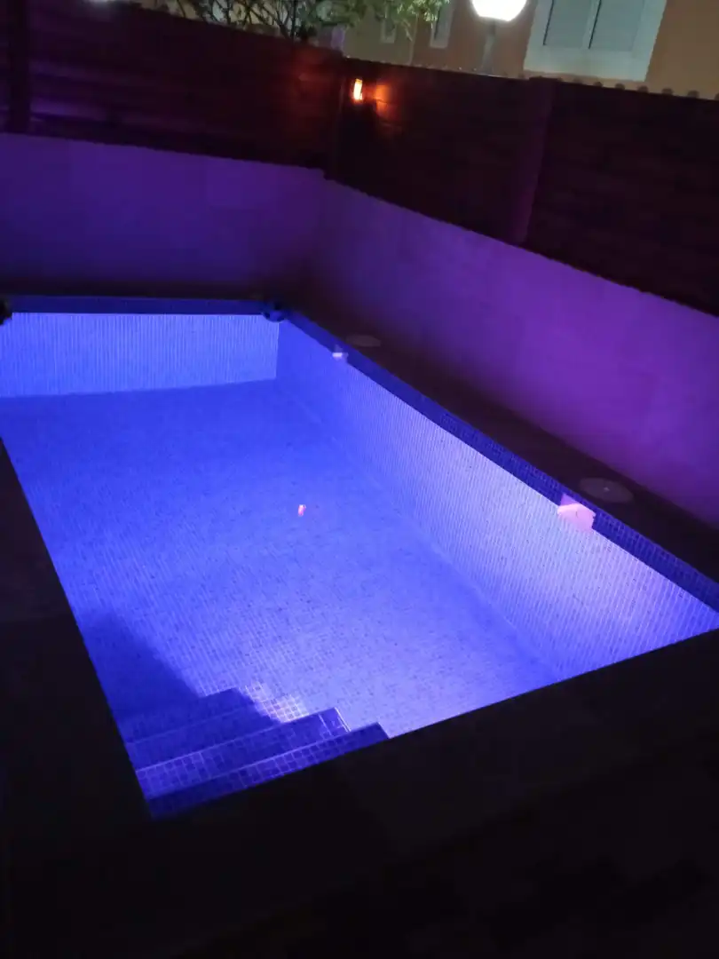 Piscina de Casa adosada en venda en San Bartolomé de Tirajana amb Aire condicionat, Terrassa i Piscina