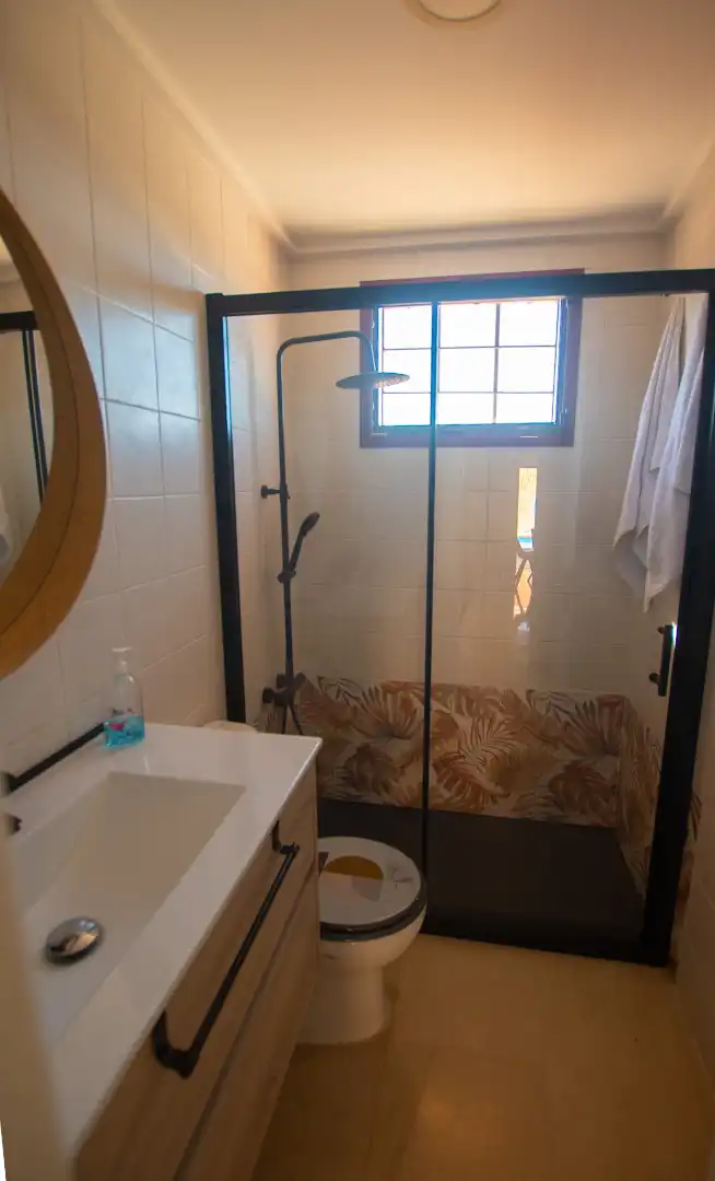 Bany de Casa o xalet en venda en Gáldar amb Terrassa i Piscina