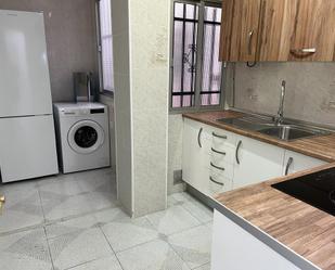 Kitchen of Flat to rent in Camas  with Air Conditioner and Terrace