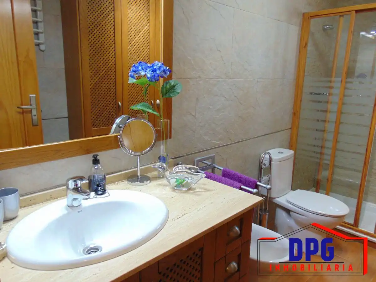 Baño de Apartamento en venta en Garrucha con Aire acondicionado y Amueblado
