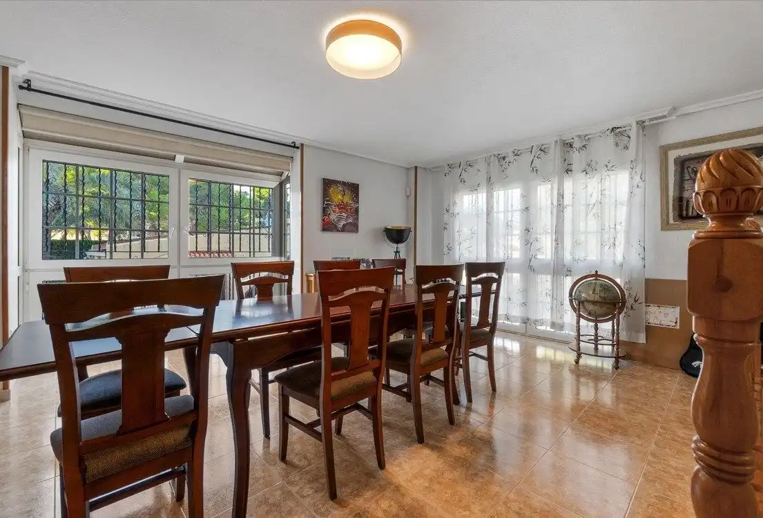 Chalet con piscina en venta en Los Balcones - Los Altos, imagen 7