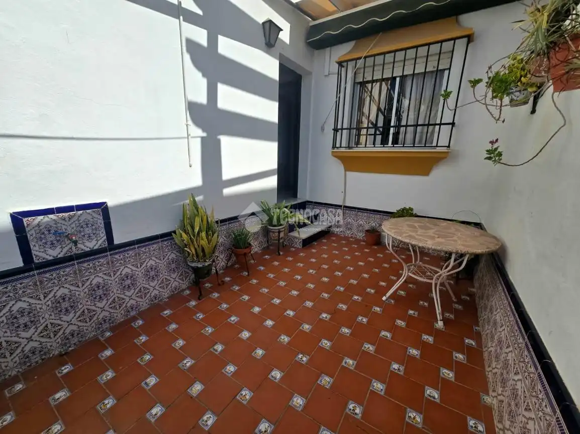 Terrassa de Casa adosada en venda en Morón de la Frontera amb Aire condicionat
