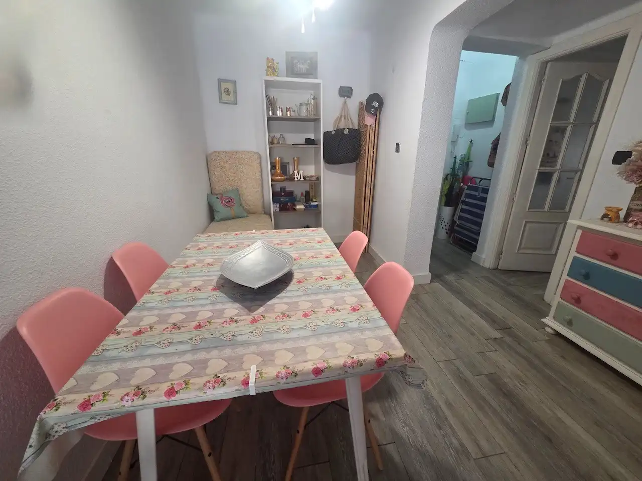 Dining room of Flat for sale in Vélez-Málaga  with Air Conditioner, Terrace and Furnished