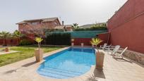 Swimming pool of House or chalet for sale in Dílar  with Air Conditioner, Terrace and Swimming Pool