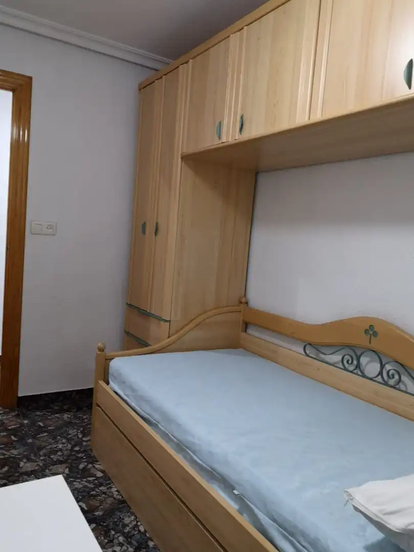 Schlafzimmer von Wohnung zur Miete in Murcia mit Heizung, Abstellraum und Möbliert