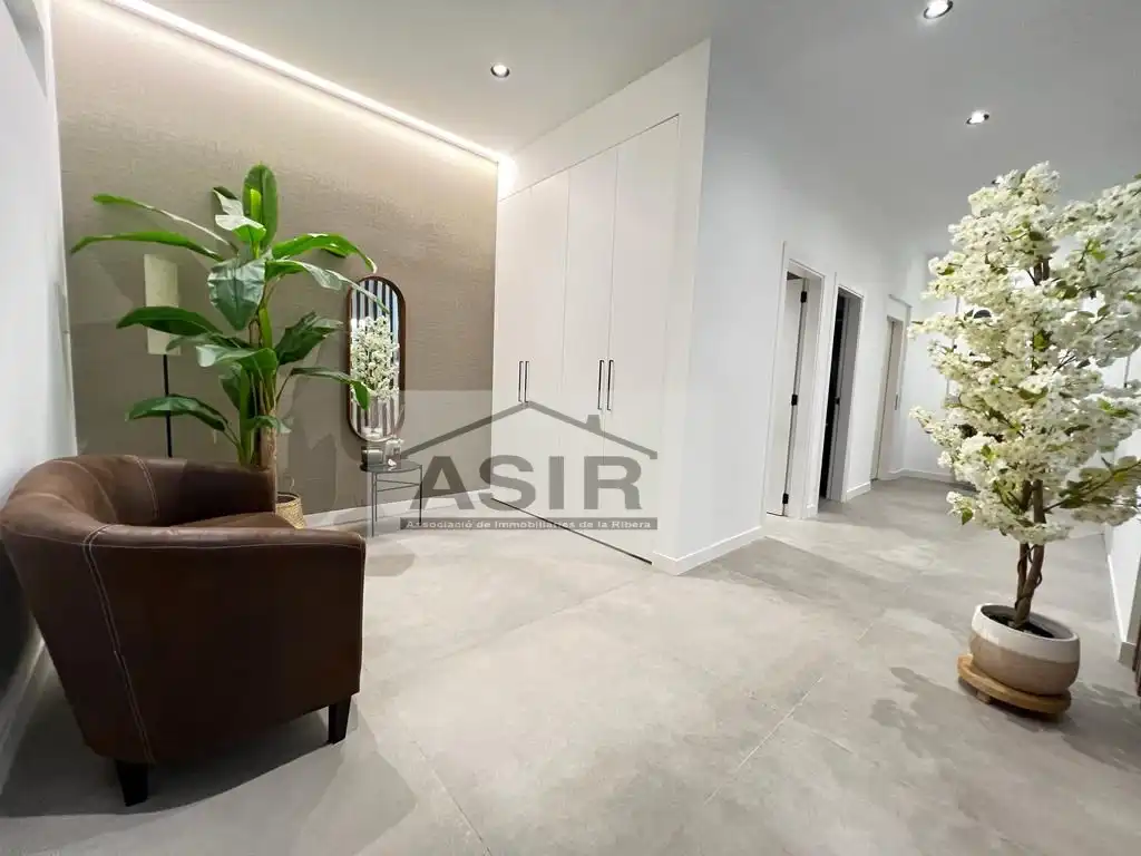 Houses for sale in Algemesí  with Air Conditioner and Swimming Pool