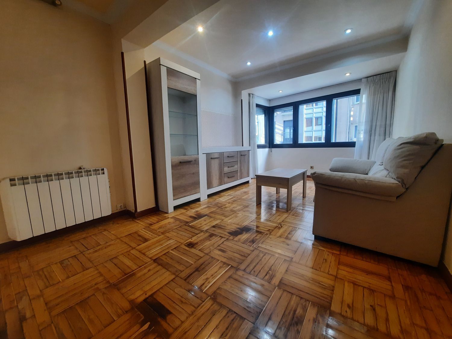 Living room of Flat for sale in Gijón   with Heating and Swimming Pool