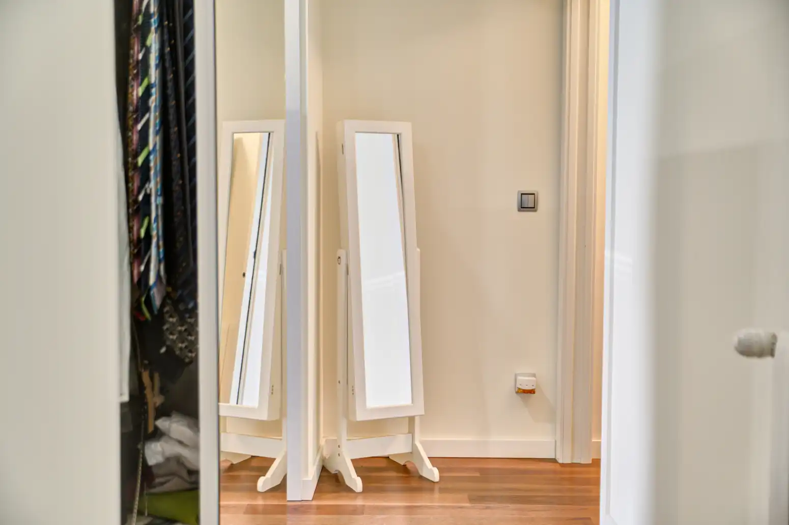 Habitación de Piso en venta en  Pamplona / Iruña con Calefacción, Terraza y Trastero