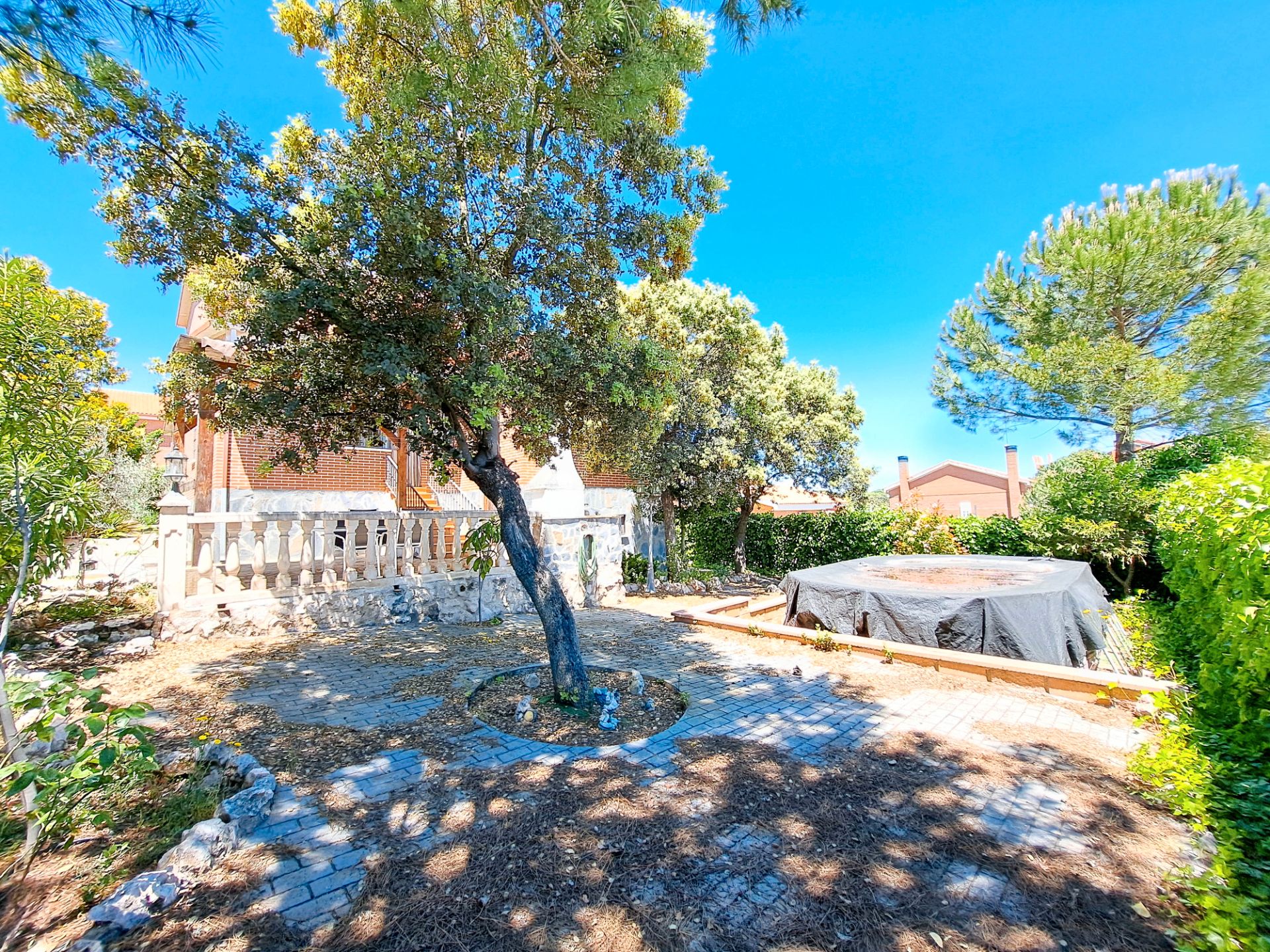 Garden of House or chalet for sale in Pioz  with Air Conditioner, Heating and Private garden