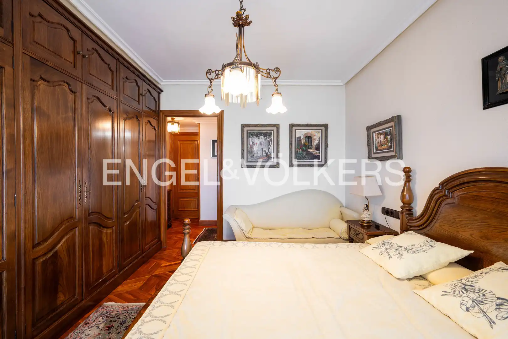 Habitación de Piso en venta en Zarautz con Calefacción, Parquet y Terraza