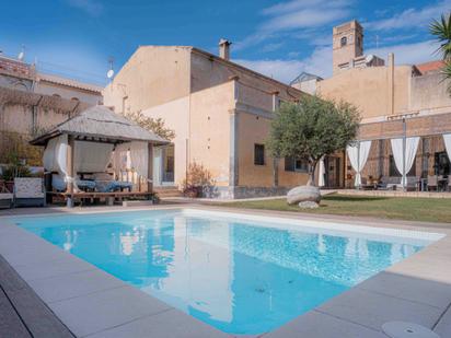 Vista exterior de Finca rústica en venda en Torroella de Montgrí amb Calefacció, Jardí privat i Terrassa