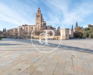 Vista exterior de Casa o xalet en venda en Sant Cugat del Vallès amb Aire condicionat, Jardí privat i Terrassa