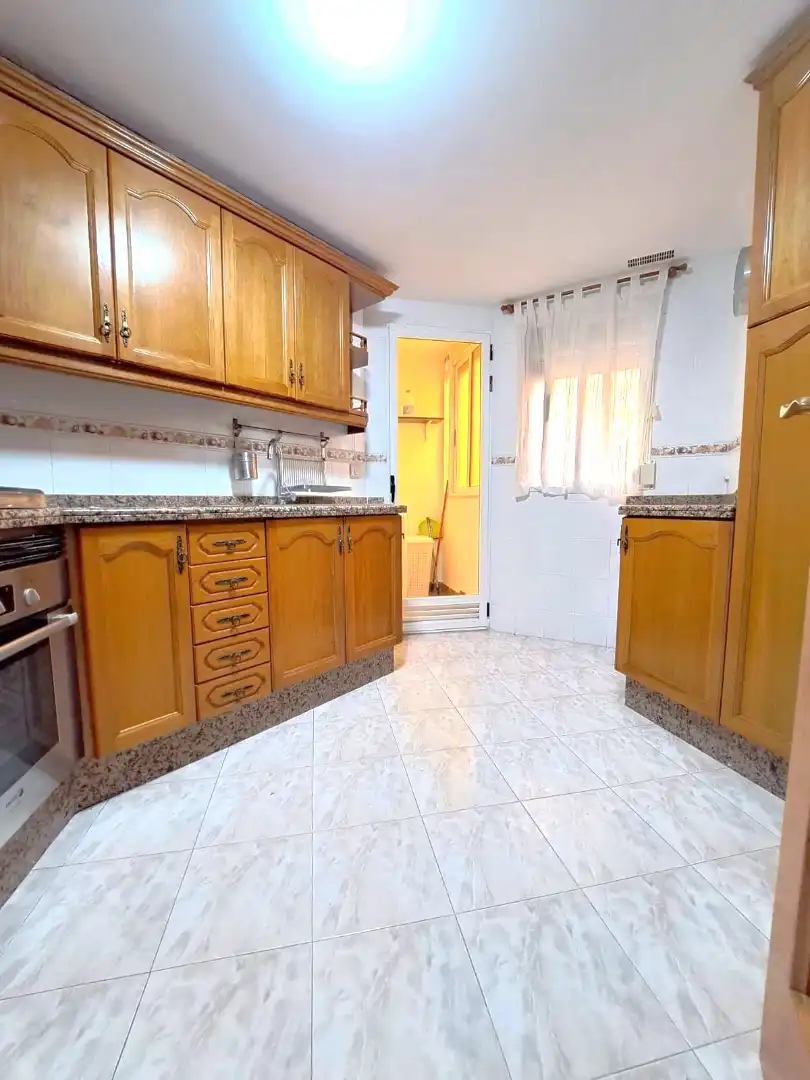 Kitchen of Flat for sale in Torrent  with Air Conditioner, Heating and Furnished