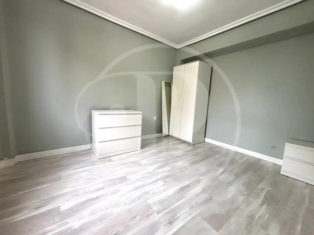 Flat for sale in Calle Pintor Cabrera, imagen 6