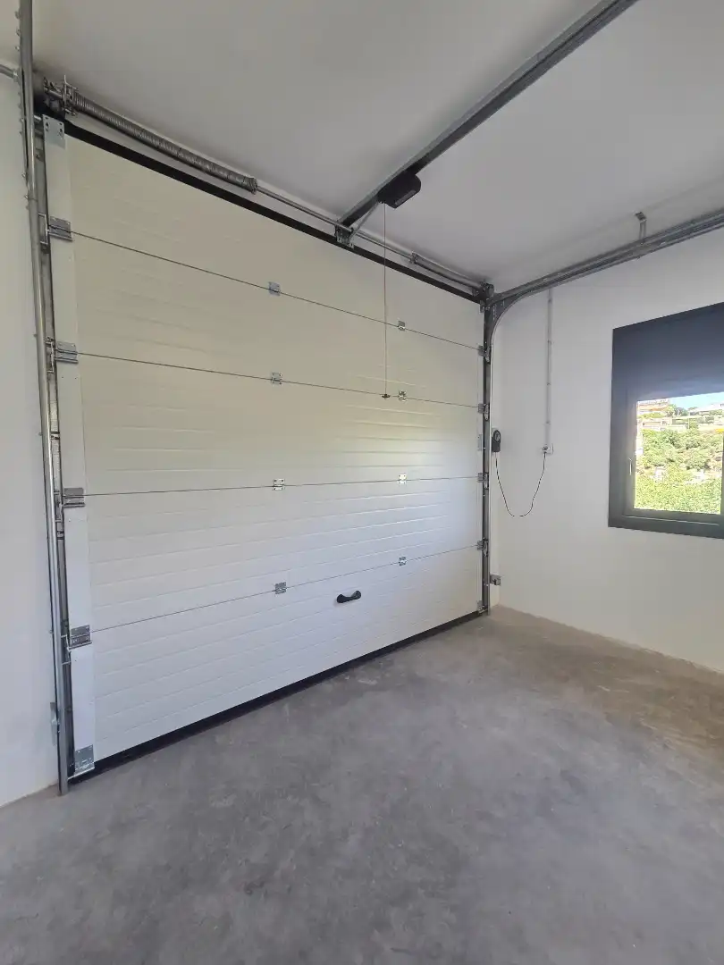 Casa o xalet en venda en Torrelles de Llobregat amb Aire condicionat, Calefacció i Jardí privat