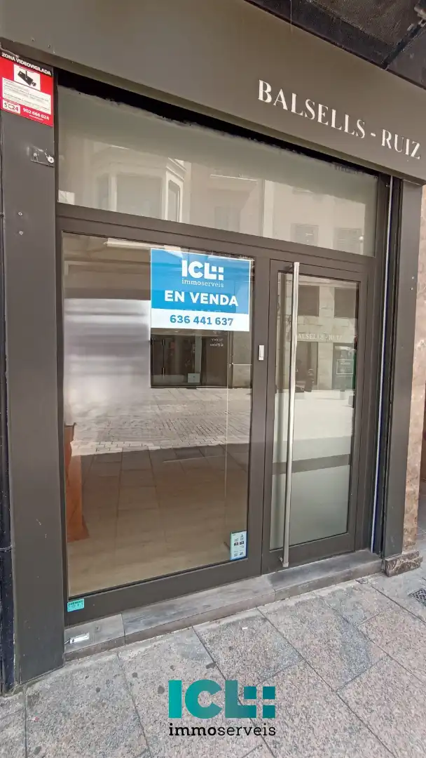 Local comercial en venda a Carrer de Pi i Margall