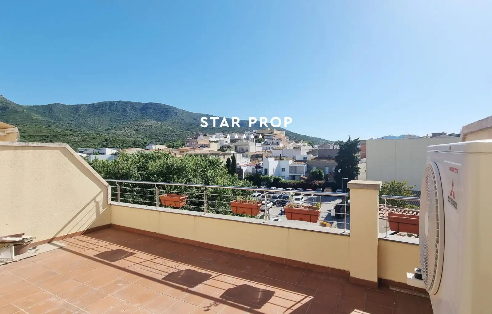 Terrasse von Dachboden zum Verkauf in Llançà mit Klimaanlage, Heizung und Terrasse