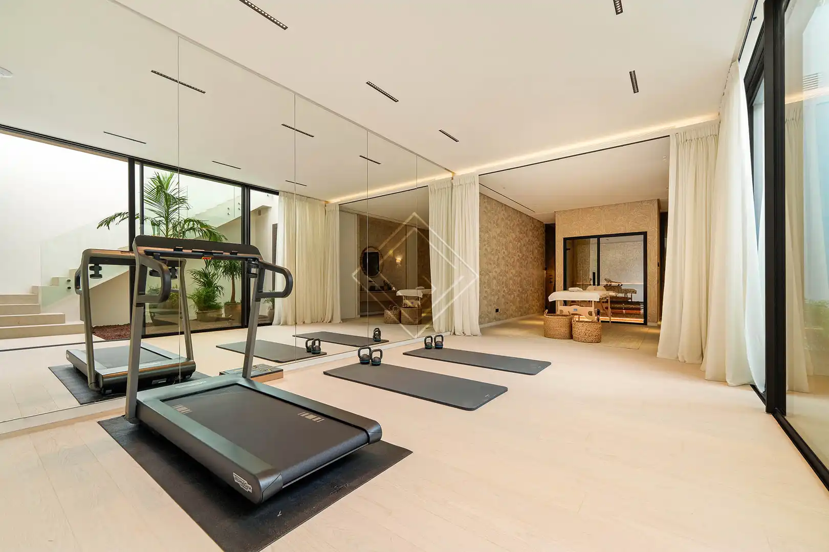 Chalet con piscina en venta en Milla de Oro, imagen 38