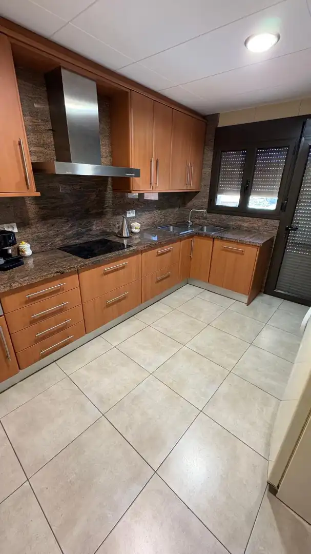 Cocina de Casa o chalet en venta en Bovera con Aire acondicionado, Calefacción y Jardín privado