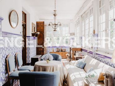 Casa con jardín en venta en Somió - Cabueñes