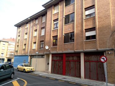 Locale commerciale in vendita a Santiago Cartes